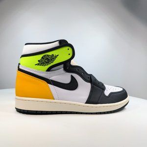 AIR JORDAN 1 RETRO HIGH OG 'VOLT GOLD'